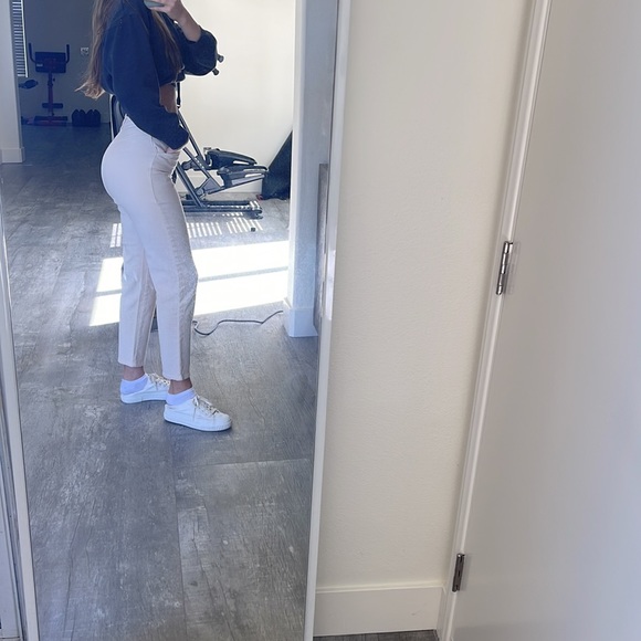 Aritzia Wilfree Free Soft Denim - Picture 13 of 16